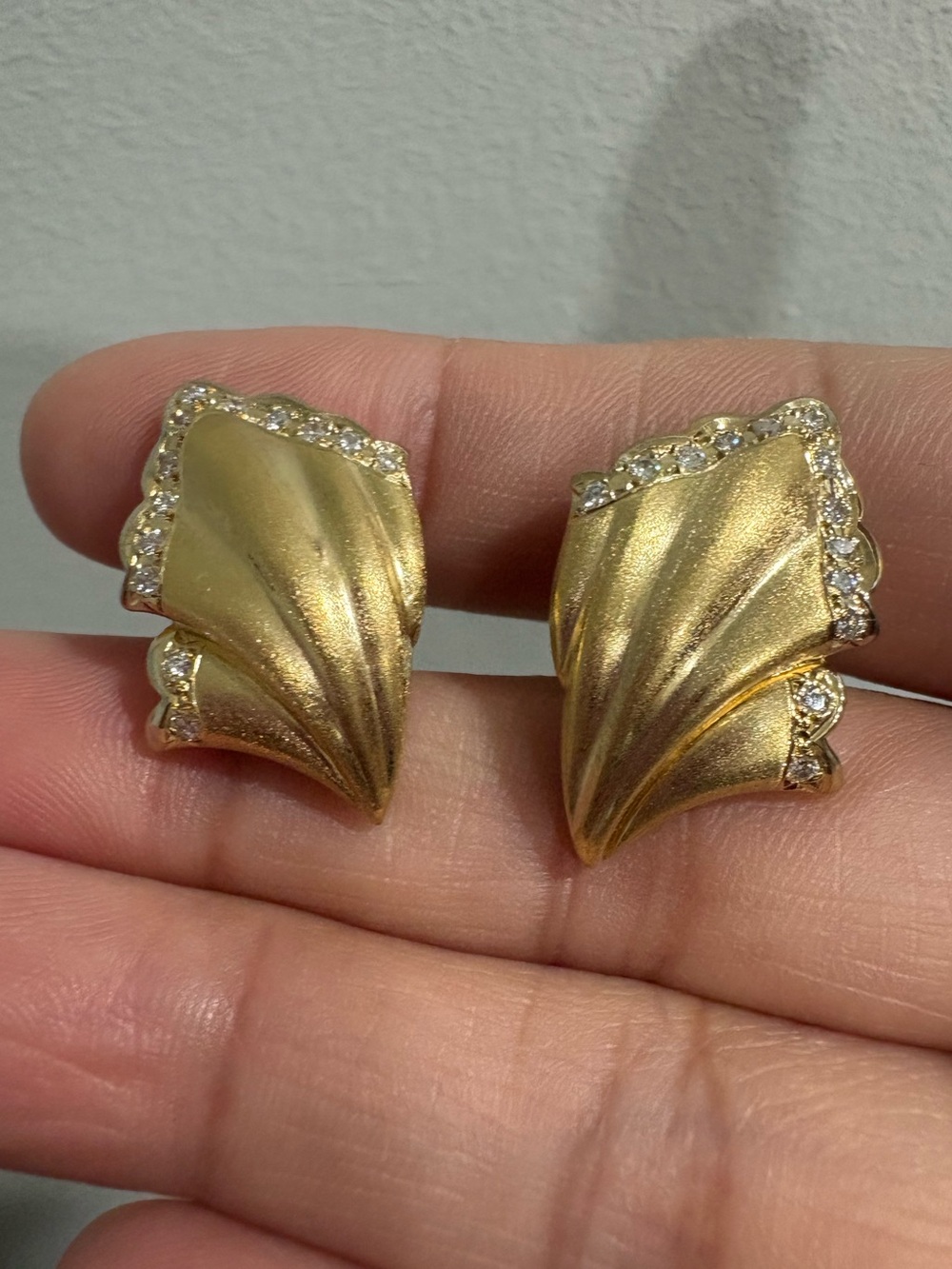 K14 14K Japan Real Gold Seashell Earrings